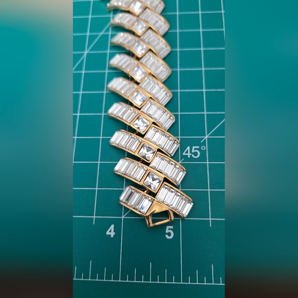 Vtg NAPIER Elegant Gold and Silver Bracelet - Picture 4 of 12